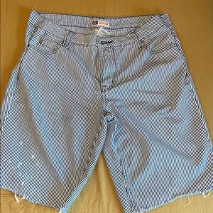 Faded Glory Navy and White Striped Stretch Shorts